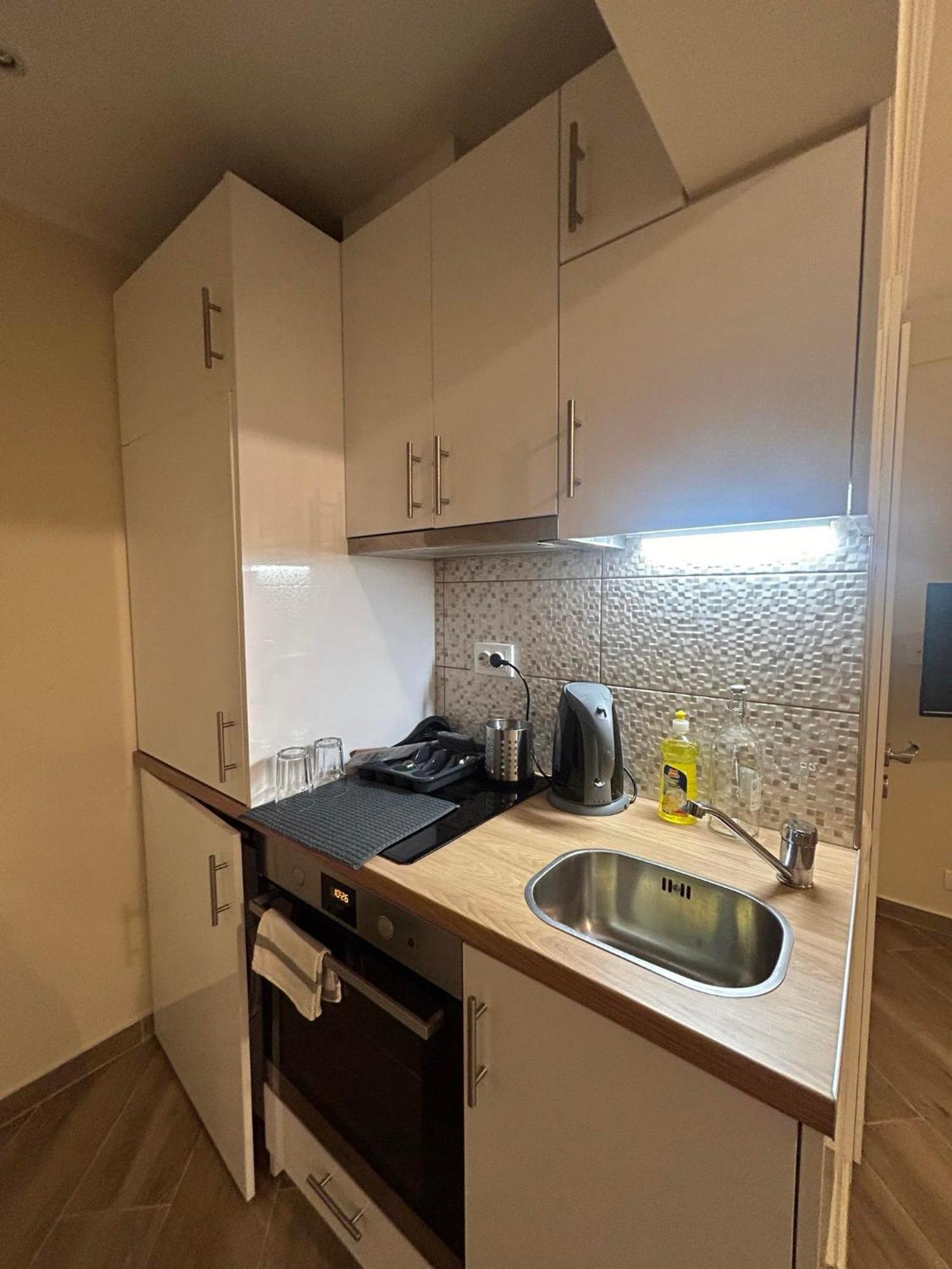 Athens Central Apartment Экстерьер фото